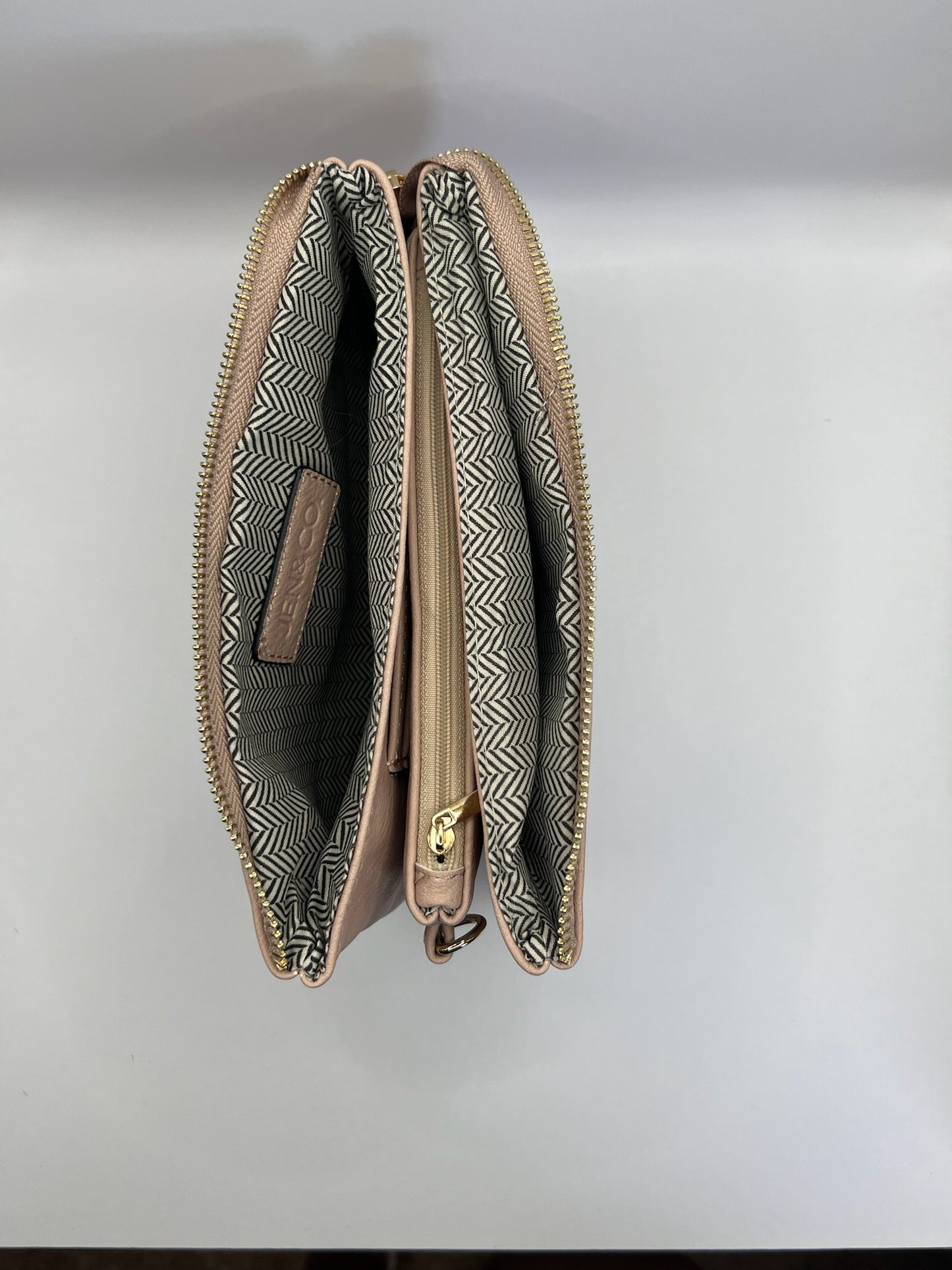 Riley Vegan Crossbody in Pink