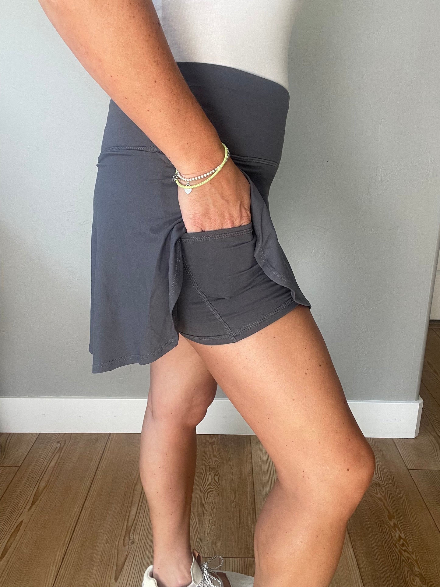 Full Force V Shaping High-Waist Skort in Titanium