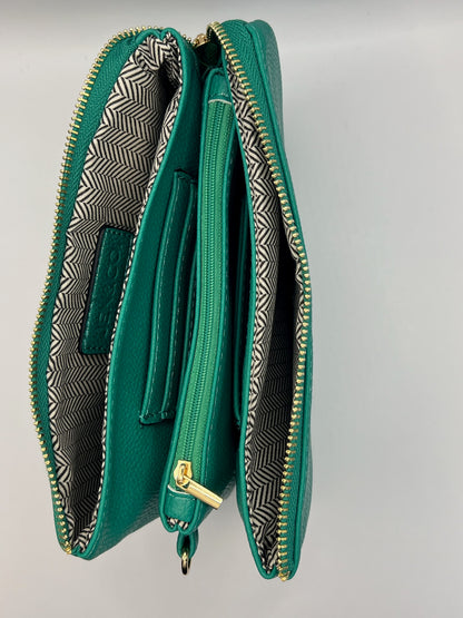 Riley Vegan Crossbody in Kelly Green