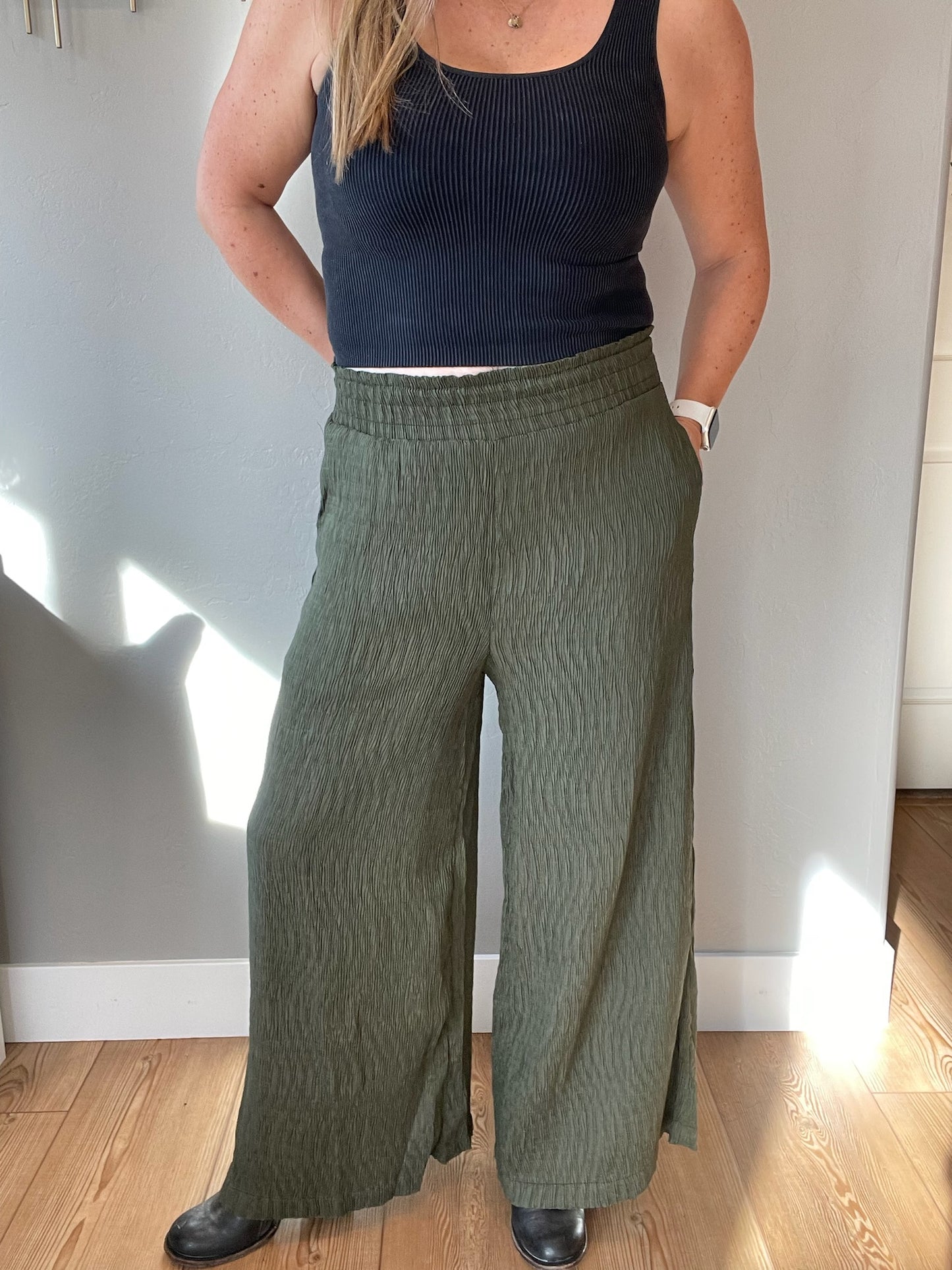 Harmony High Rise Wide Pants in Olive