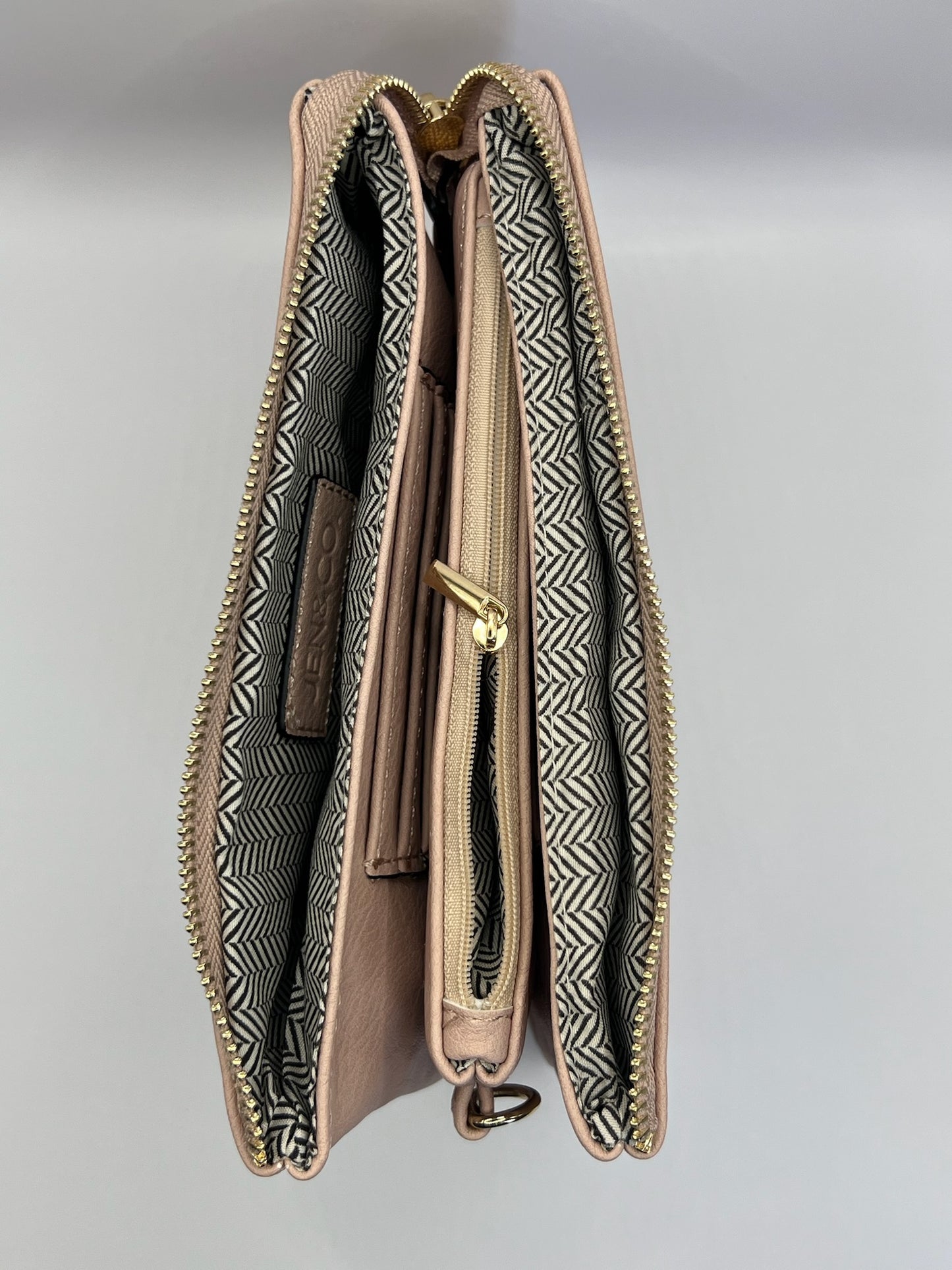 Riley Vegan Crossbody in Pink