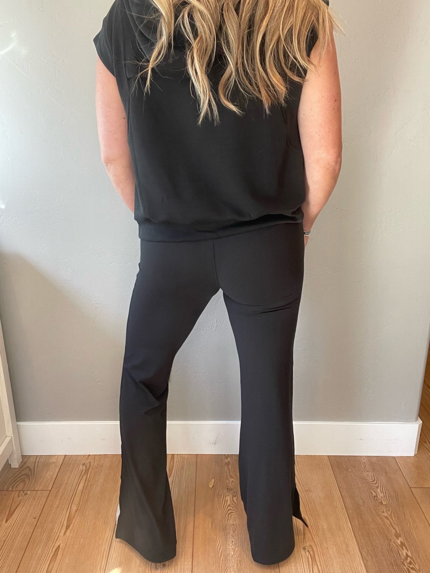 On the Move V Front Flare Leggings by RM