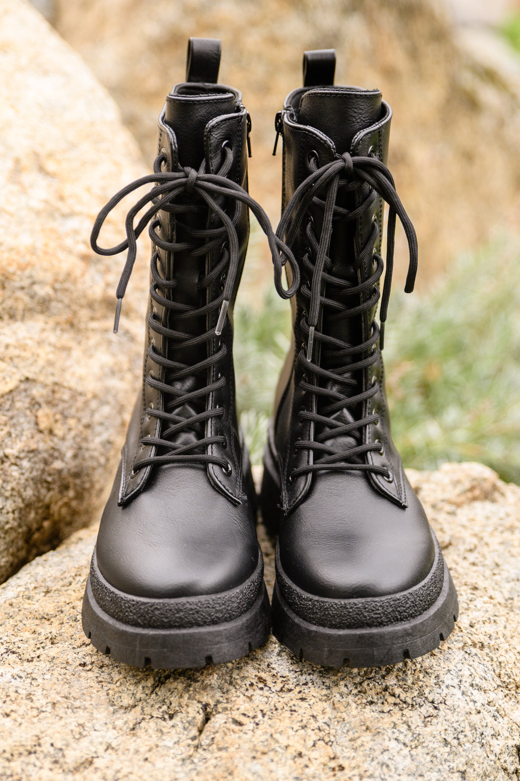 Fresh Feels Combat Boots In Black